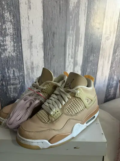 Zapatillas jordan beige - miniatura 1