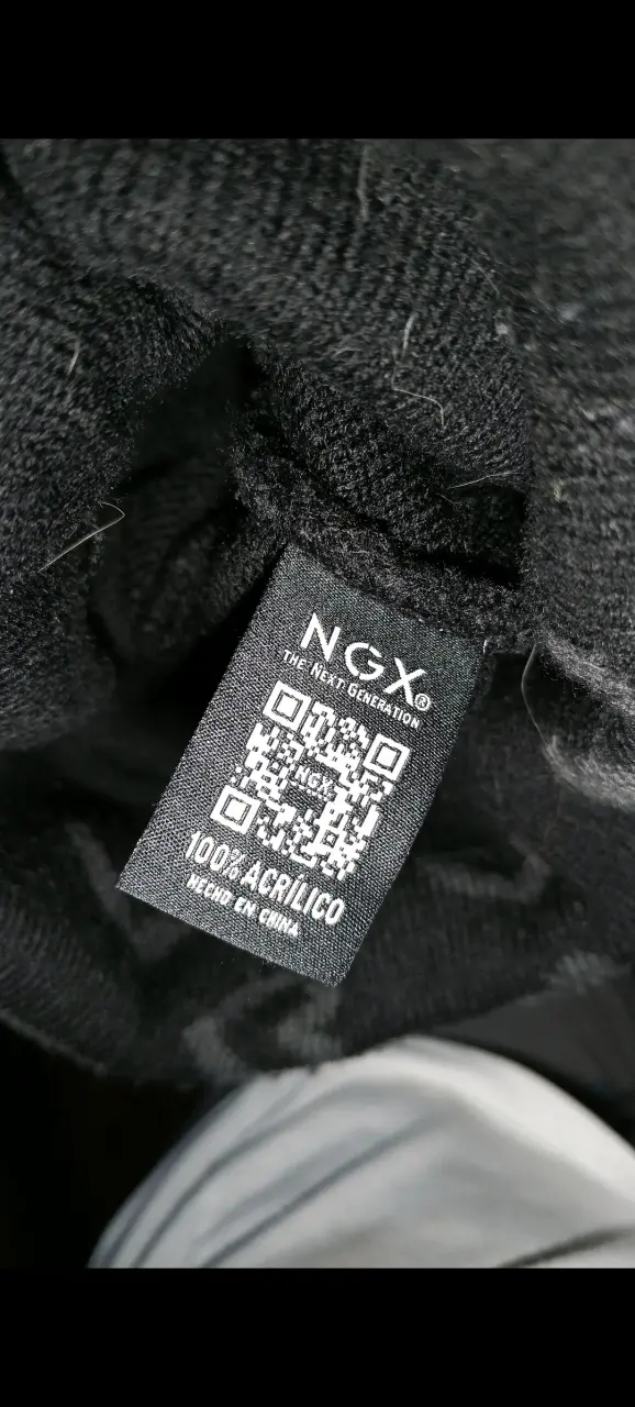 Gorro de lana negro NGX con diseño - 2