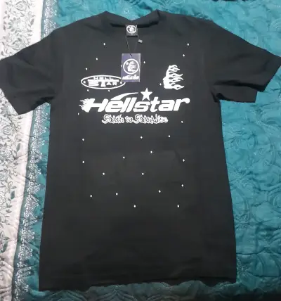 Polera negra Hellstar - miniatura 1