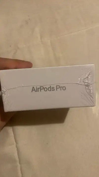 AirPods Pro (2da generación) nuevos en caja - miniatura 2