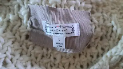 Chaleco de lana tejido beige para mujer - miniatura 2