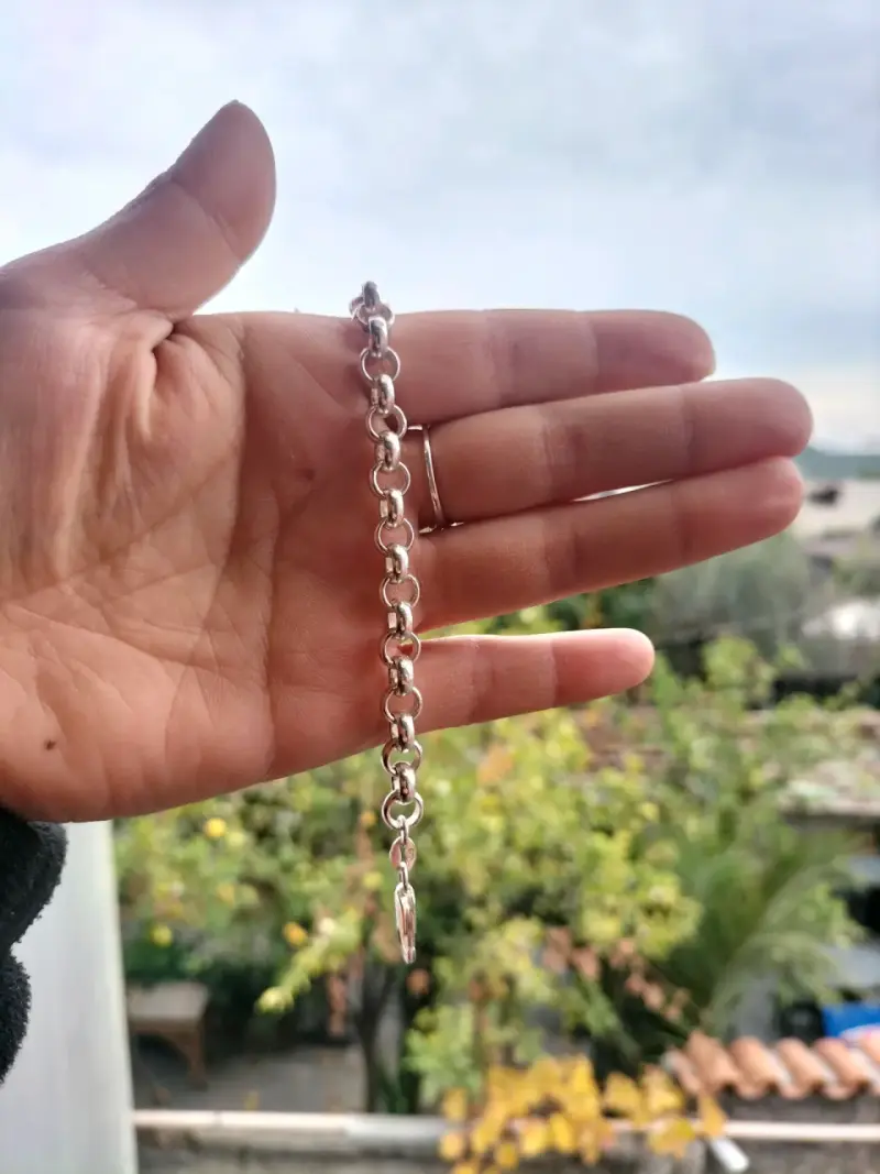 Pulsera de plata con eslabones gruesos