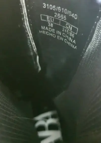 Botines negros de charol con tacón cuadrado - miniatura 3