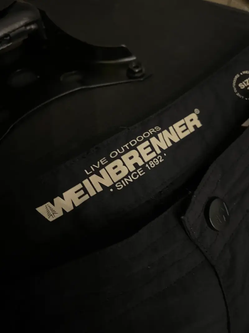 Pantalones Outdoor Negros Weinbrenner Talla M - 1