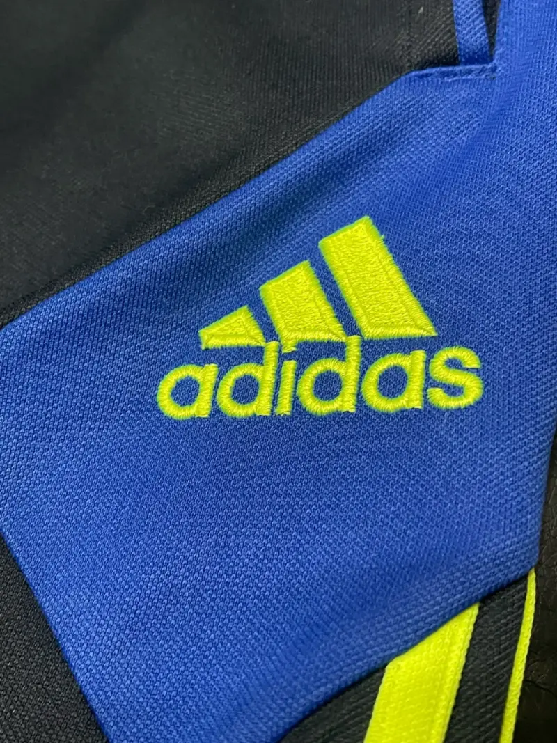 Pantalones cortos deportivos Adidas U de Chile - 3