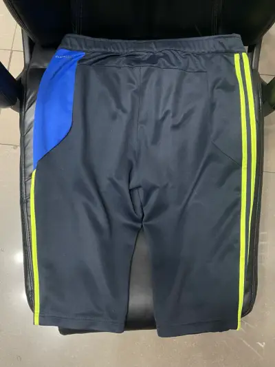 Pantalones cortos deportivos Adidas U de Chile - miniatura 5