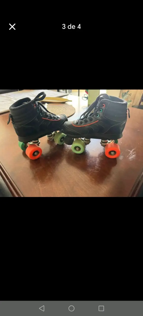Patines Decathon No35 +casco mediano - 2