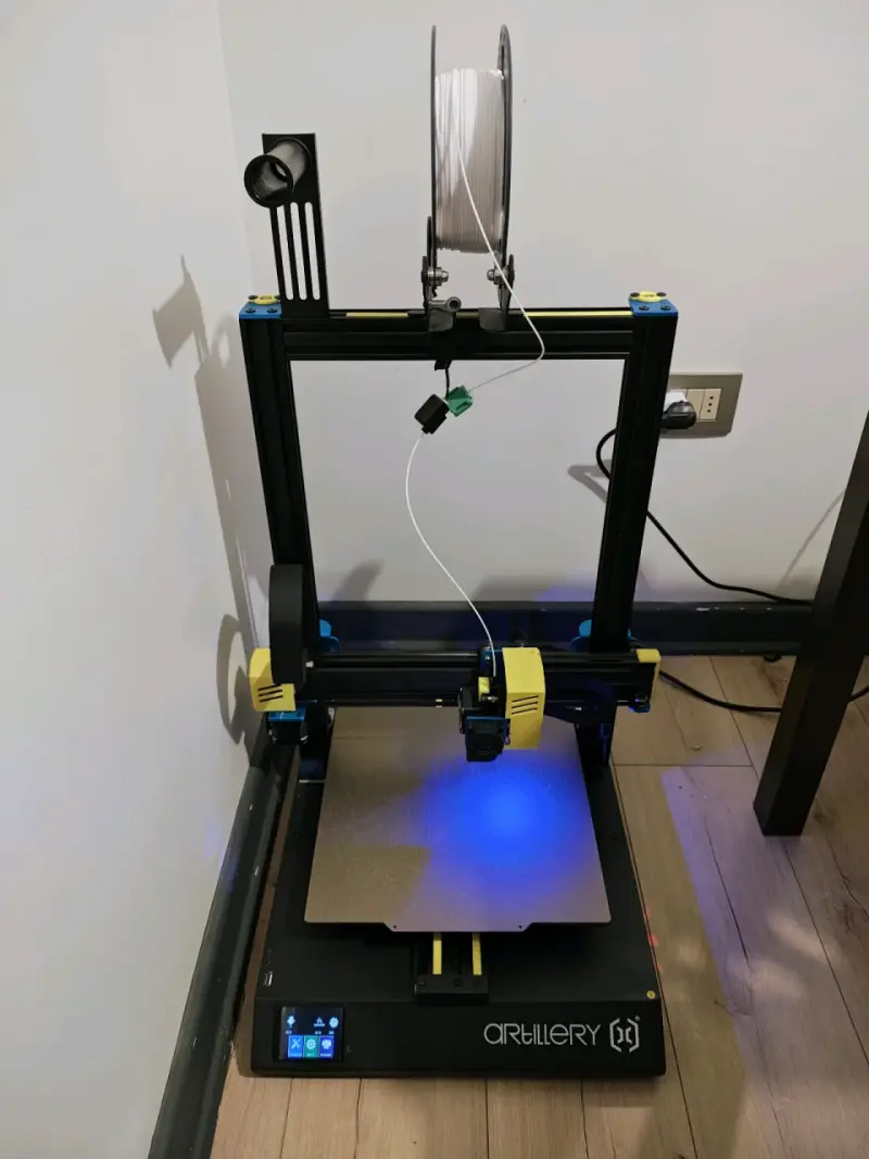 Impresora 3D Artillery con Filamento Incluido - 1