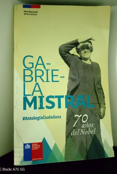 Libro Antología Ciudadana Gabriela Mistral - miniatura 1