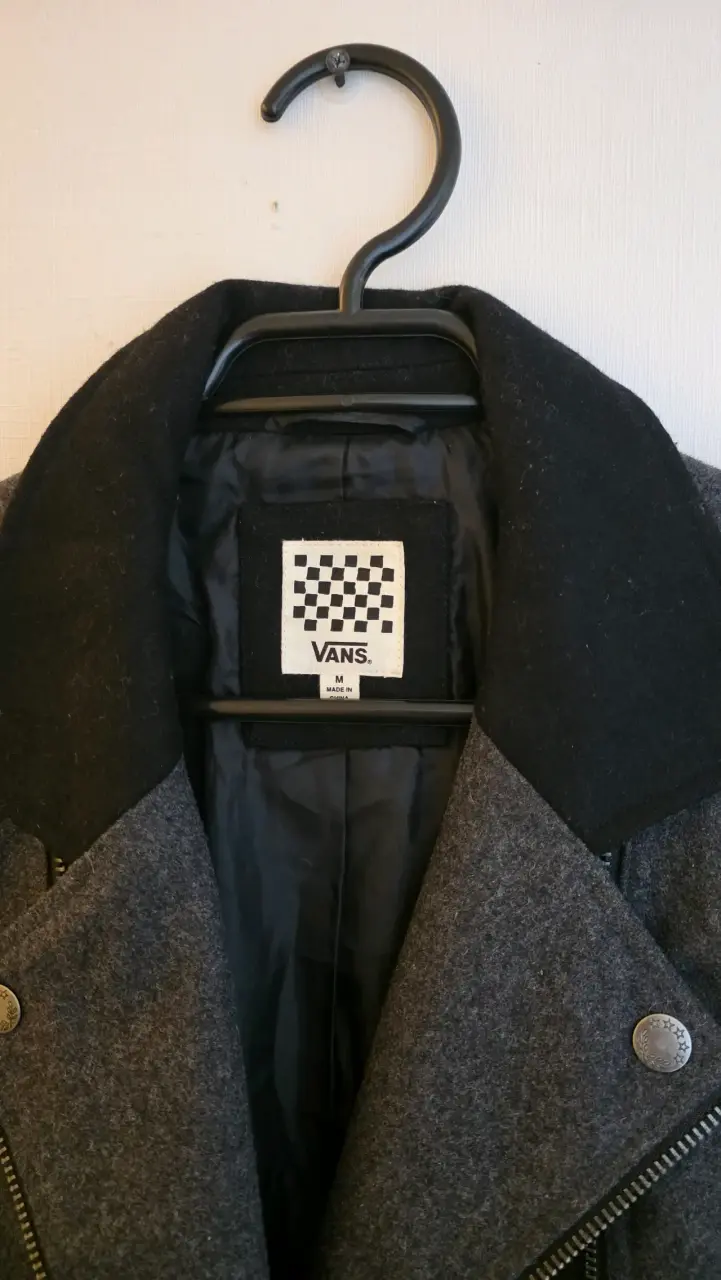 Chaqueta de lana gris Vans con cierre metálico - 3