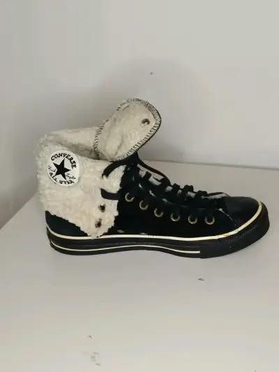 Converse Chuck Taylor originales de invierno ❄️ - miniatura 3