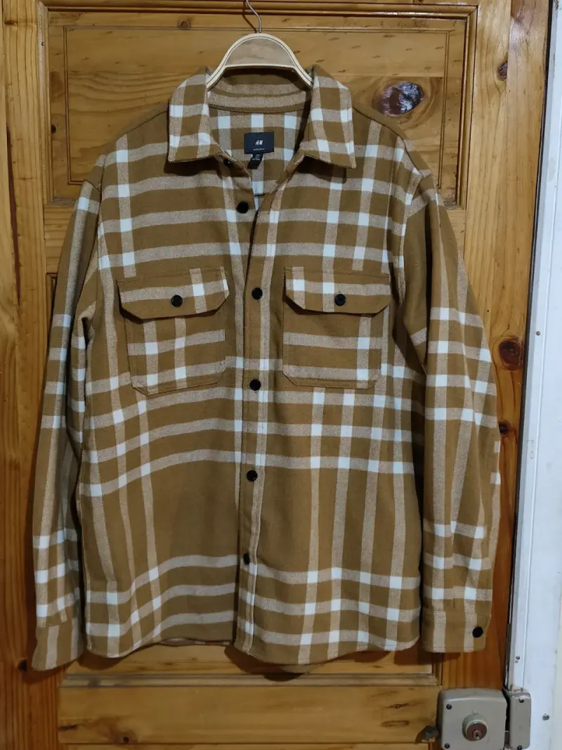 Camisa de franela a cuadros marrón H&M - 1