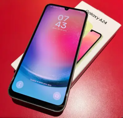 Samsung Galaxy A24 nuevo color verde - miniatura 2