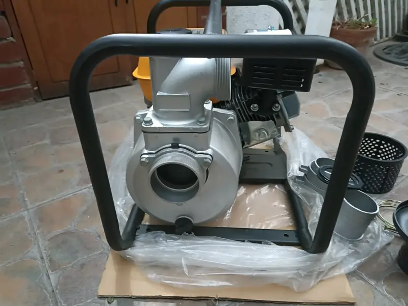 Motobomba Cater Hammer 7.5 HP gasolina - 4