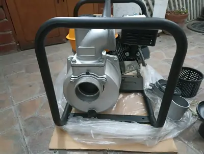 Motobomba Cater Hammer 7.5 HP gasolina - miniatura 4