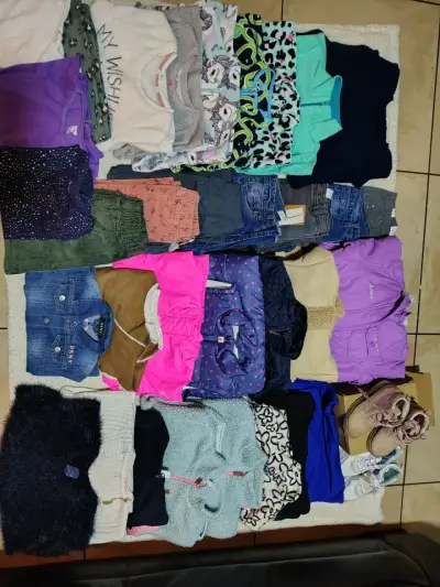 Lote de ropa infantil variada de invierno y verano - miniatura 1
