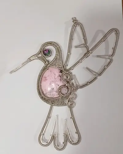 Colgante de colibrí en piedra rodonita - miniatura 1