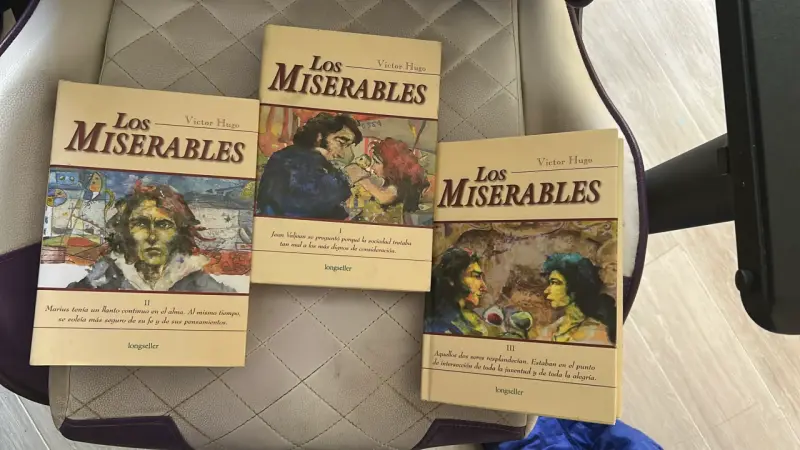 Colección completa de Los Miserables de Victor Hugo