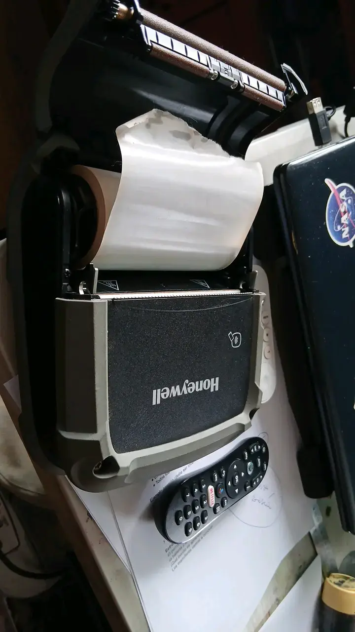 Impresora portátil Honeywell con NFC - 2