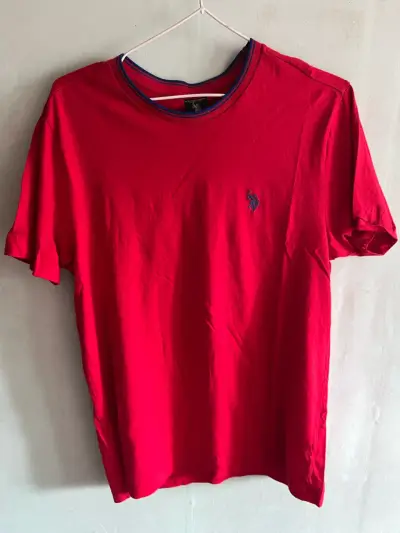 Polera roja U.S. Polo Assn para hombre - miniatura 1