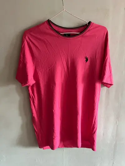 Polera rosa U.S. Polo Assn para hombre - miniatura 1