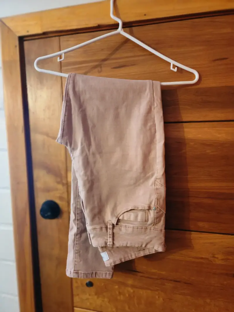 Jeans de mujer color palo rosa casuales - 1