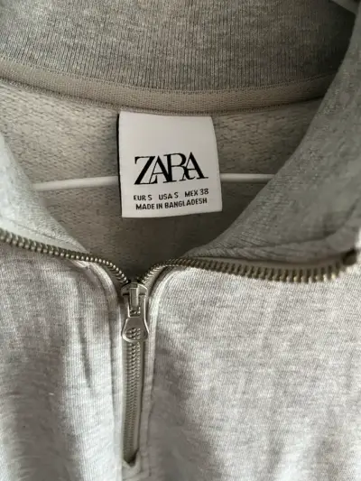 Polerón gris con cierre Zara para hombre - miniatura 2