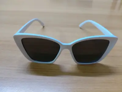 Gafas de sol estilo retro - miniatura 2