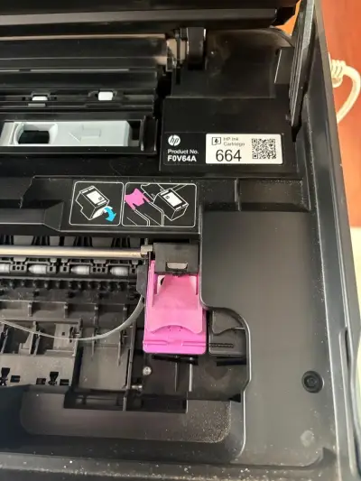 Impresora multifuncional HP deskjet ink 4535 - miniatura 3