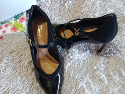Zapatos de Tacón Negro con Hebilla - miniatura 3