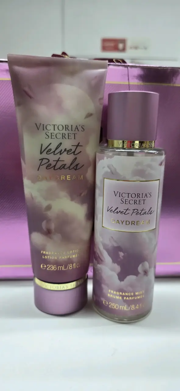 Set Victoria's Secret Velvet Petals Daydream