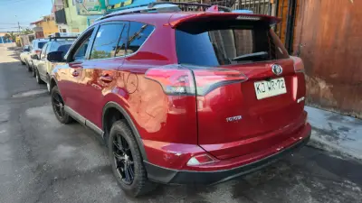 Toyota RAV4 2018 en buen estado original japon - miniatura 1