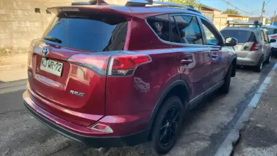 Toyota RAV4 2018 en buen estado original japon - miniatura 2