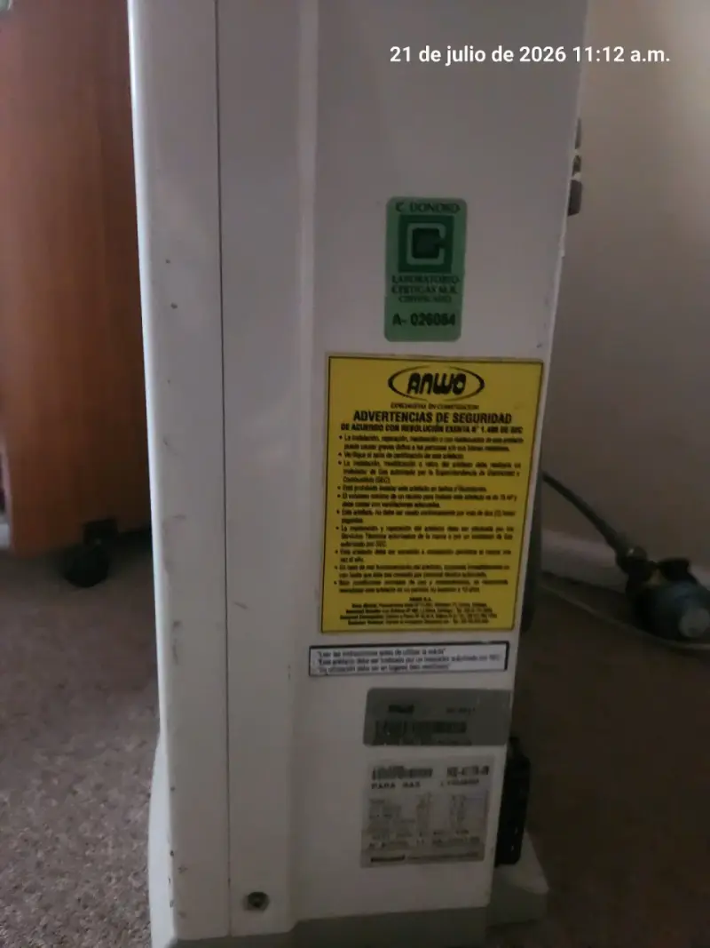 Calefactor a gas Anwo con cilindro Abastible - 2