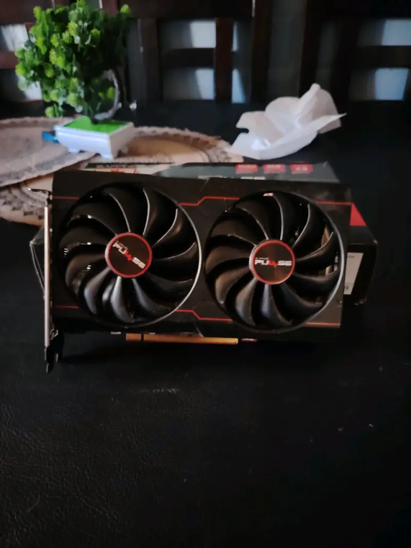 AMD Radeon RX 6500 XT - 1