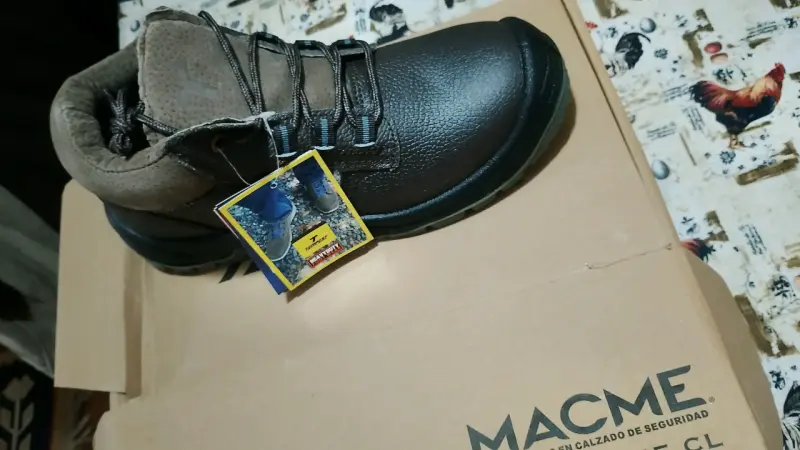 Zapatos de seguridad Macme nuevos talla 42 - 3