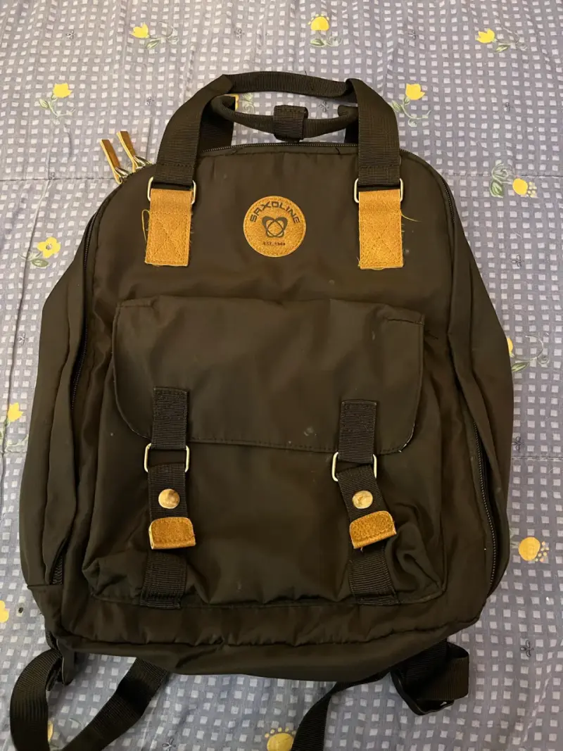 Mochila negra saxoline - 1