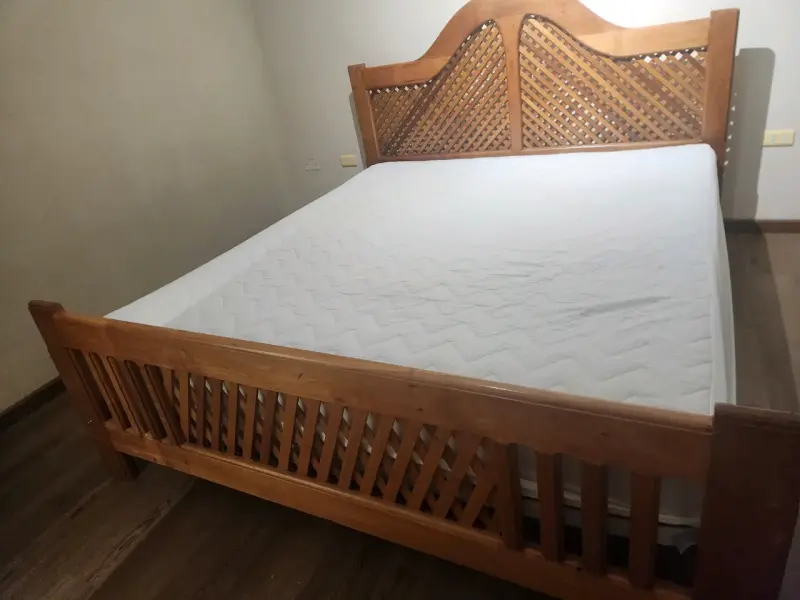Cama King +colchon(madera roble) - 3