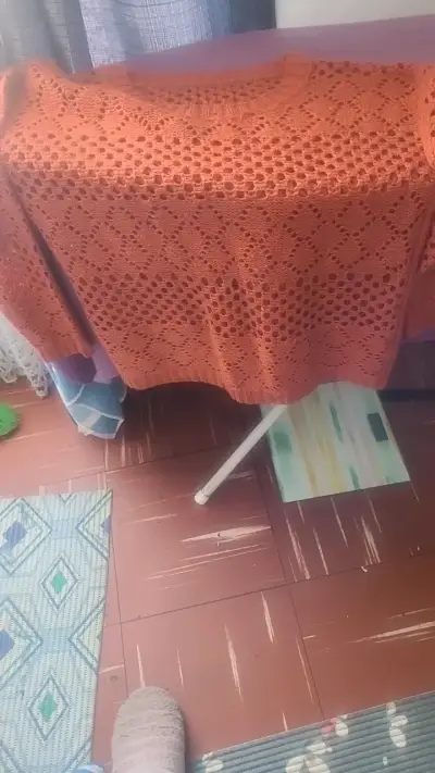 Pantalones de cuero sintético negro para mujer - miniatura 3