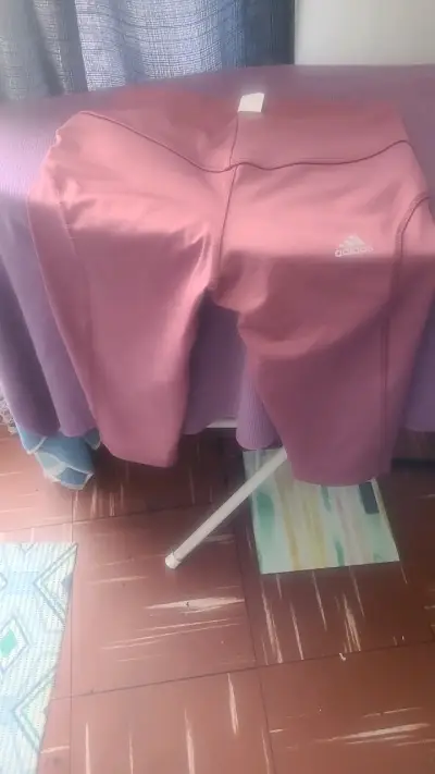 Pantalones de cuero sintético negro para mujer - miniatura 4