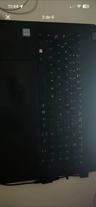 Laptop Acer Aspire Intel Core i3 en buen estado - miniatura 3