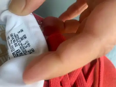 Zapatillas rojas de gamuza Puma para mujer - miniatura 2