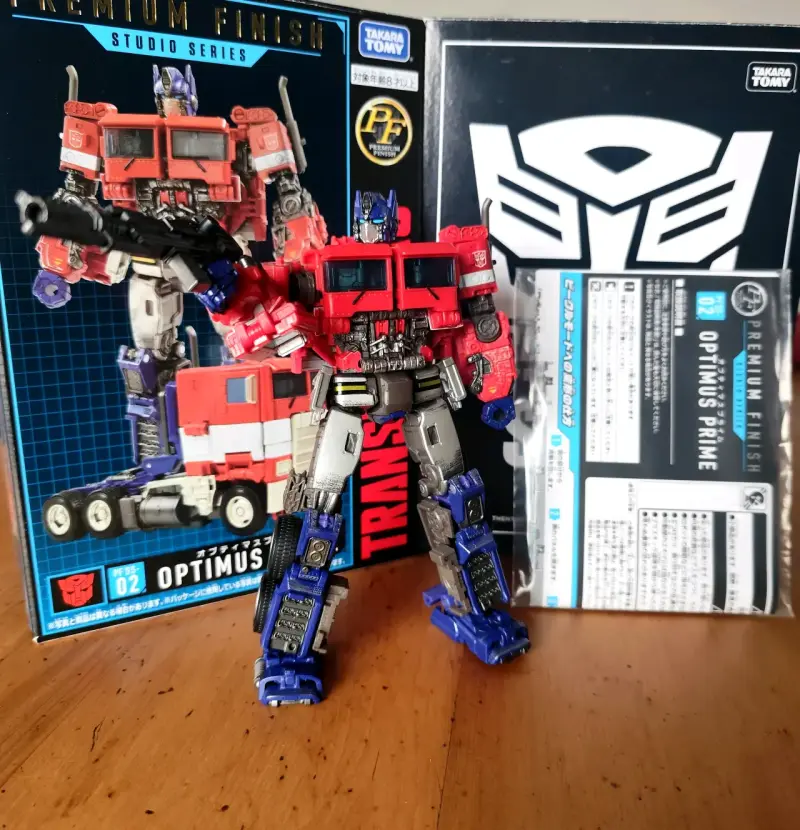 Figura de acción Optimus Prime Premium Finish - 1