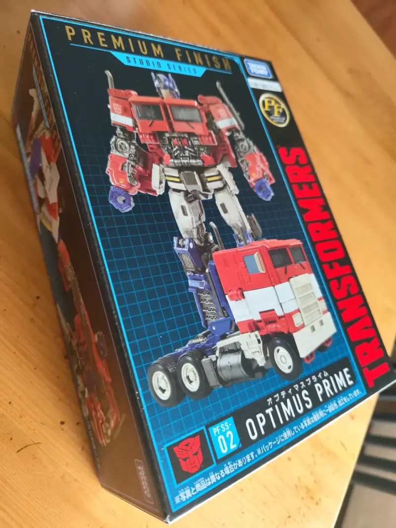 Figura de acción Optimus Prime Premium Finish - 4