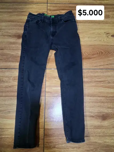 Jeans de mezclilla poco.uso - miniatura 3