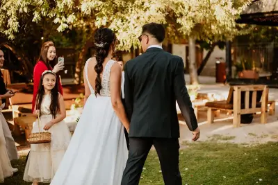 Vestido de novia boho elegante – impecable - miniatura 3