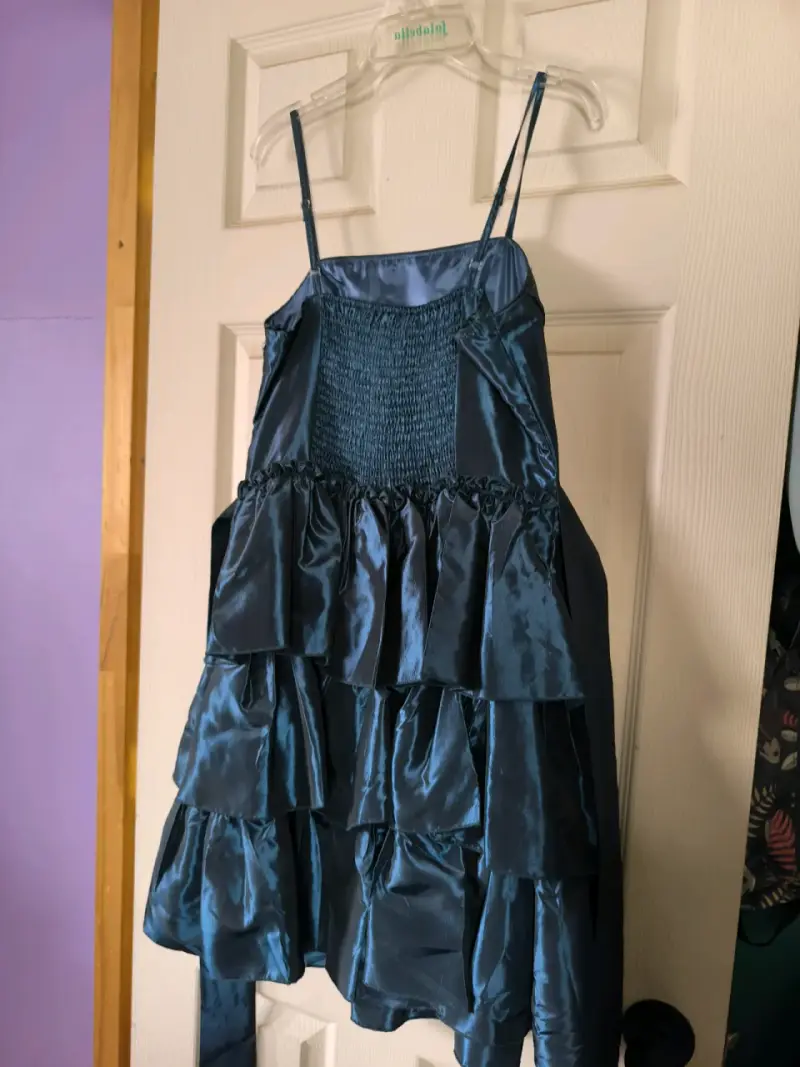 Vestido de fiesta petróleo con volantes - 2