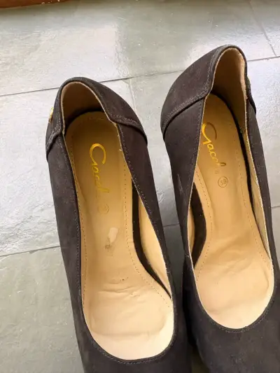 Zapatos de tacón negro marca Gacel - miniatura 2