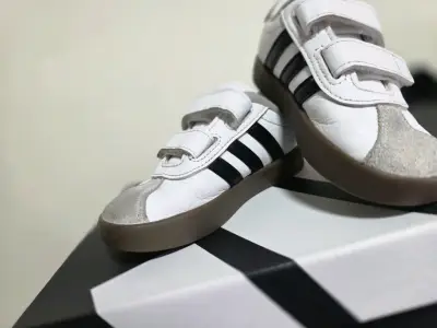 Zapatillas deportivas para niños Adidas blancas - miniatura 2