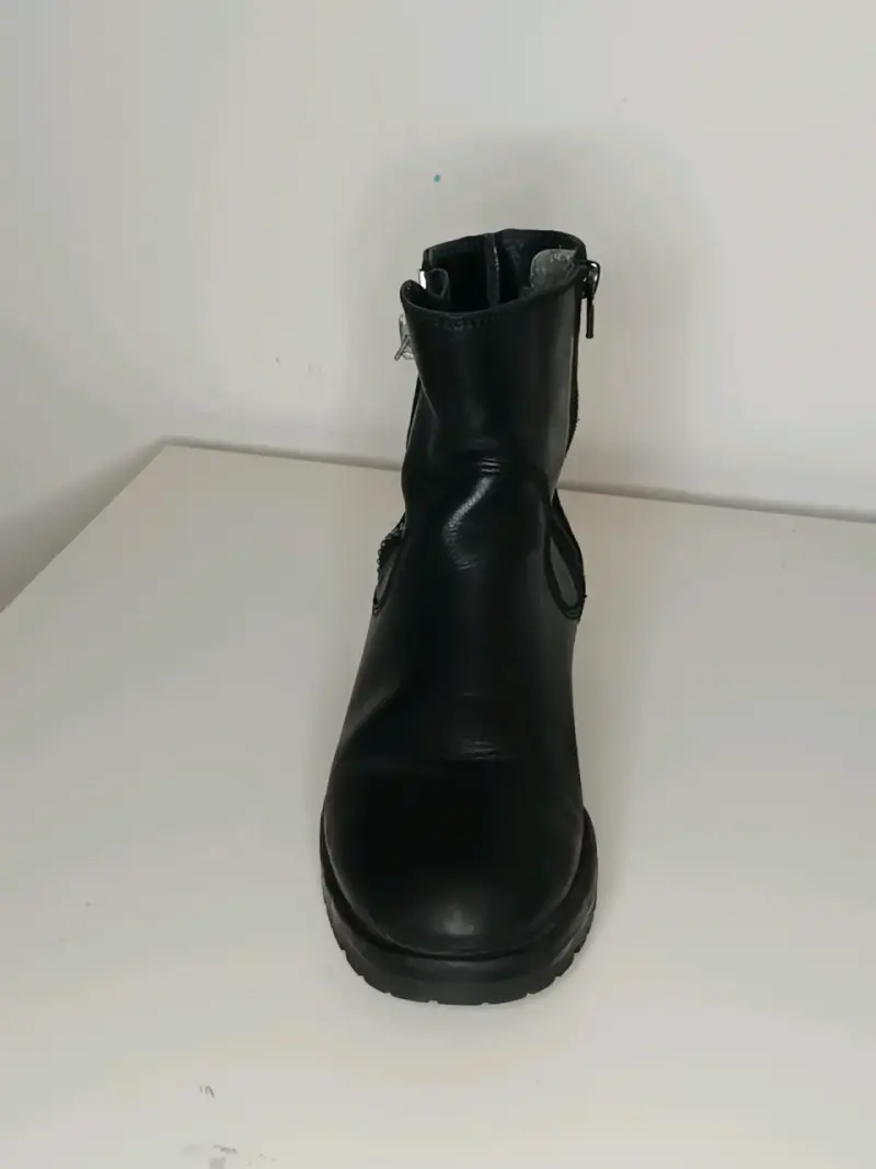 Botines de cuero negro con cierre lateral - 2